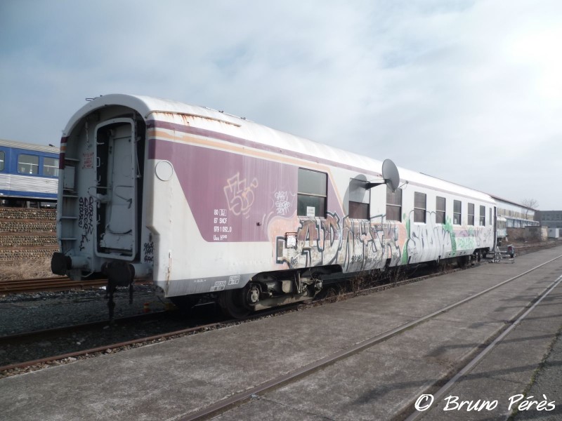 DEV - 80 87 979 1 092-0 Uas H540 - SNCF-DJ (1)  (light).jpg