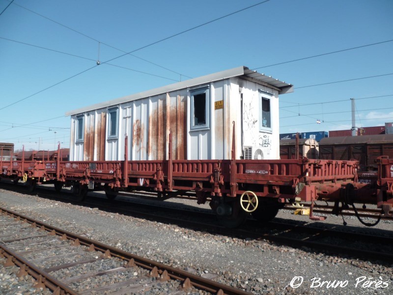 K55 - 40 87 959 4 414-4 - SNCF-TL - Bungalow (1) (light).jpg