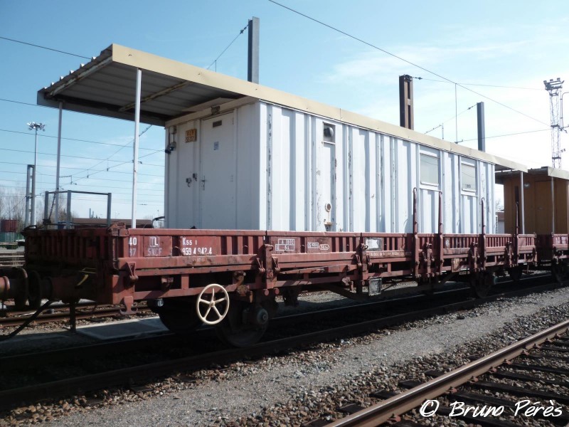 K55 - 40 87 959 4 942-4 - SNCF-TL - Bungalow (1) (light).jpg