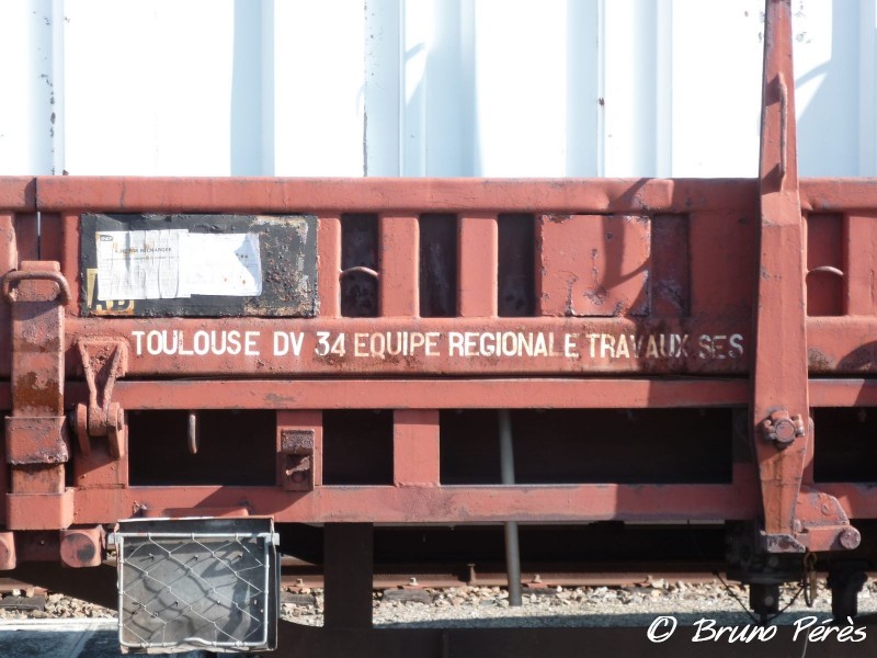K55 - 40 87 959 4 942-4 - SNCF-TL - Bungalow (3) (light).jpg