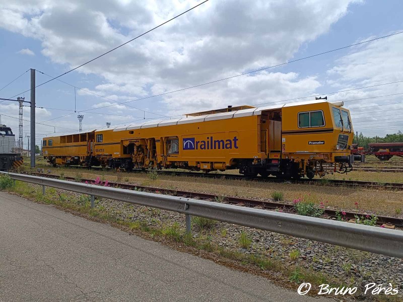 108 475 S - 99 87 9 124 513-2 - Railmat (1) (light).jpg
