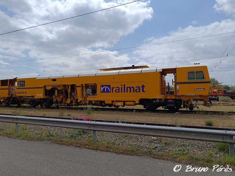 108 475 S - 99 87 9 124 513-2 - Railmat (2) (light)-2.jpg