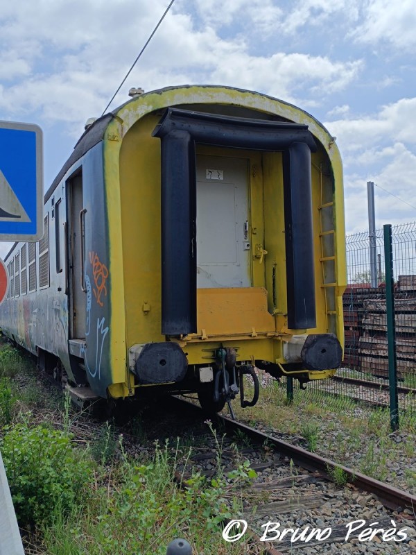DEV - 80 87 979 3 285-8 Uas H 55 0 - SNCF RESEAU (4) (light).jpg