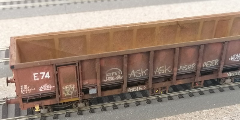 E74 04 DETAIL.jpg