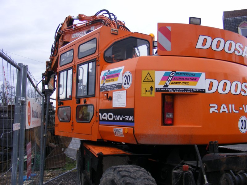 doosan10.jpg