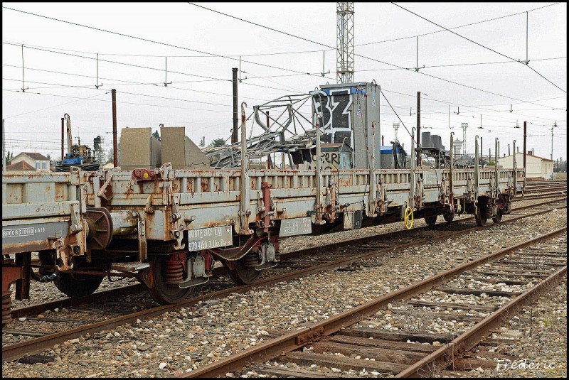 80 87 979 4 150-3 Uas R54-9 Coutras01 050113.jpg