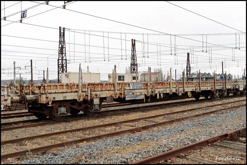 80 87 979 5 452-2 Uas R62-6 Coutras01 050113.jpg