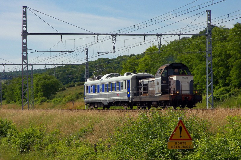 BB66067_Voiture_caténaire_VZC172.jpg