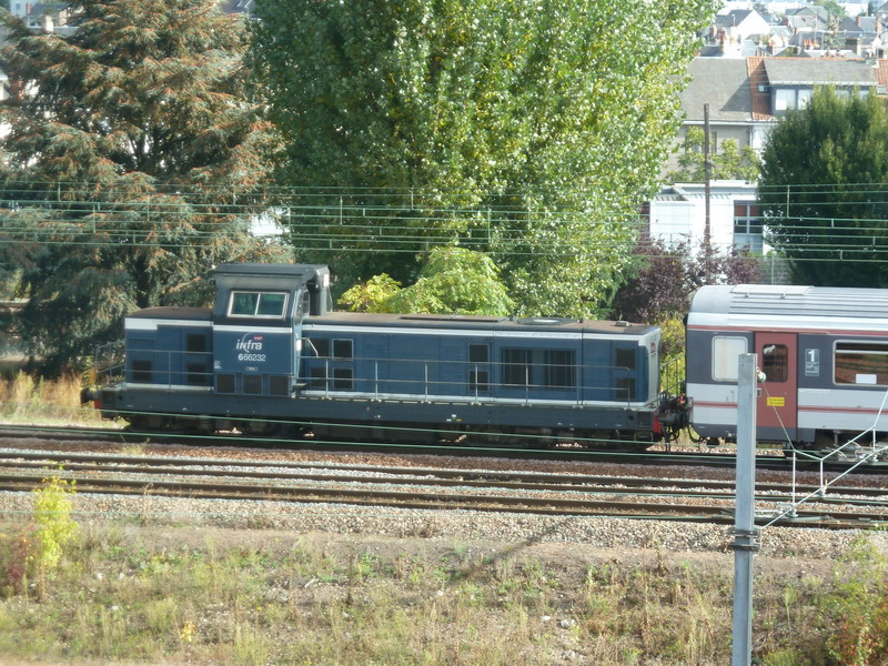 66232 (2012-10-04 Tours) Train Mauzin.jpg