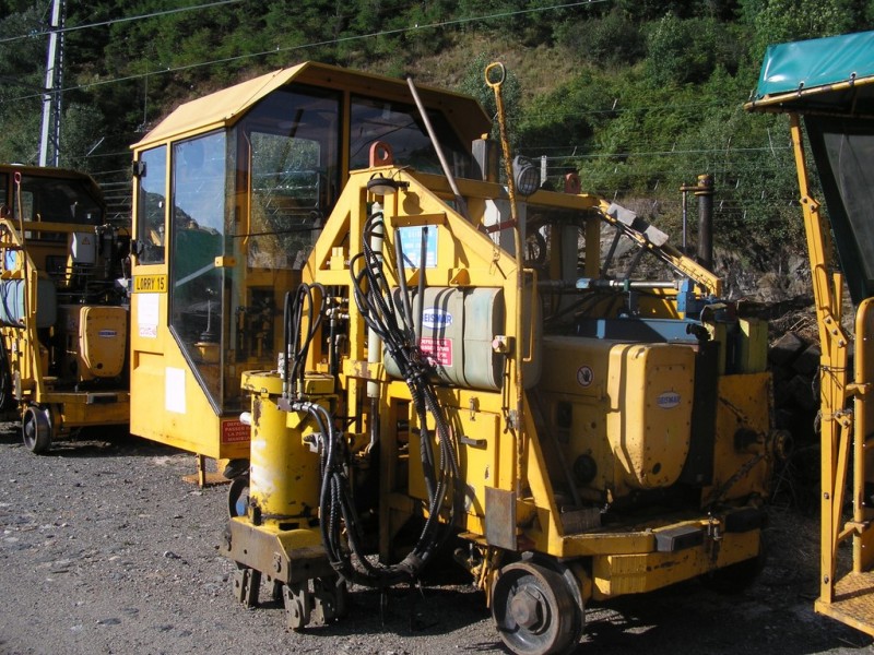 MRT 2 SR lorry 15 (Copier).JPG