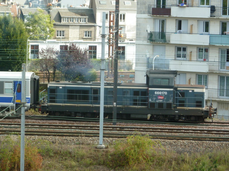 66170 (2012-10-04 Tours) Train Mauzin.jpg