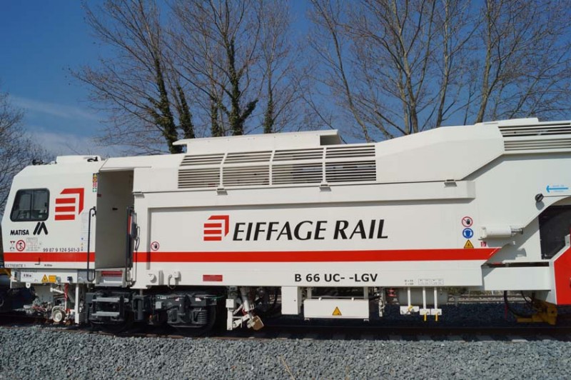 EIFFAGE-RAIL3.JPG (93.44 Kio) Vu 6265 fois EIFFAGE-RAIL3.JPG
