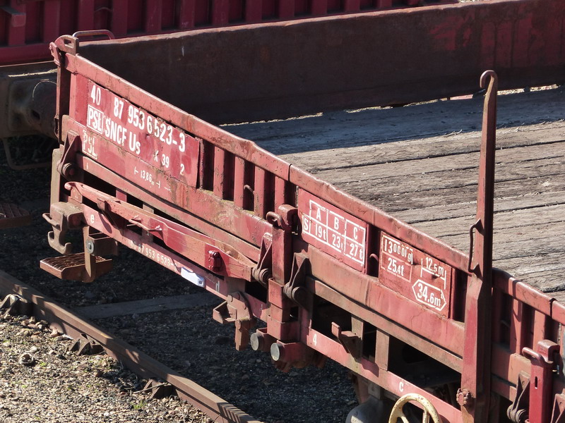 40 87 953 6 523-3 Us K39 2 SNCF-PSL (2014-03-17 St Pierre des Corps) (2).jpg