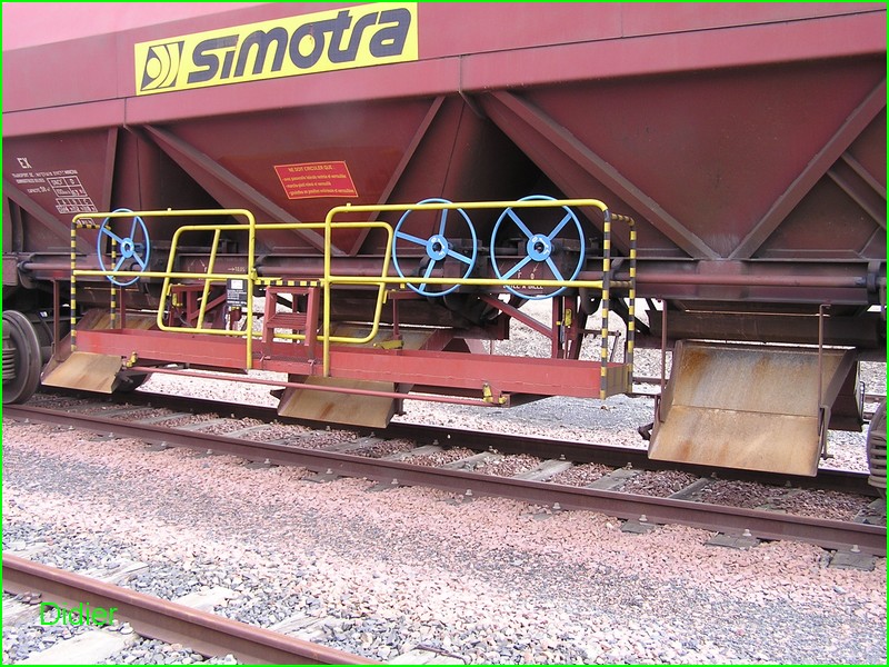 698 4 002-0 b.jpg