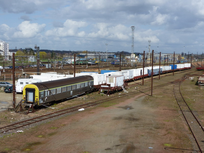 40 87 959 4 829-3 Us K55 1 SNCF-TR (2014-03-25 St Pierre des Corps) (3).jpg