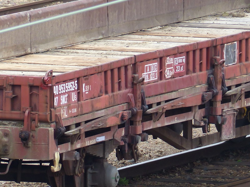 40 87 953 5 952-5 Us K39 1 SNCF-PSL (2014-04-04 St Pierre des Corps) (2).jpg