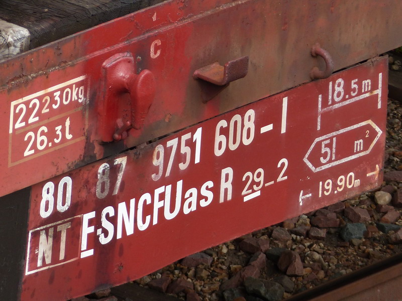 80 87 975 1 608-1 Uas R29 2 F SNCF-NT (2014-04-24 St Pierre des Corps) (9).jpg