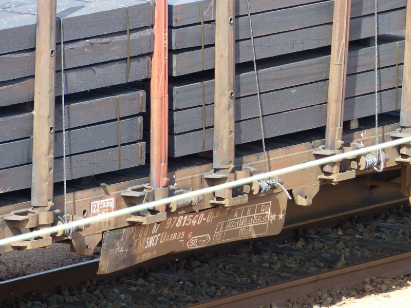 80 87 978 1 540-0 Uas R35 6 SNCF-LM (2014-05-05 St Pierre des Corps) (2).jpg