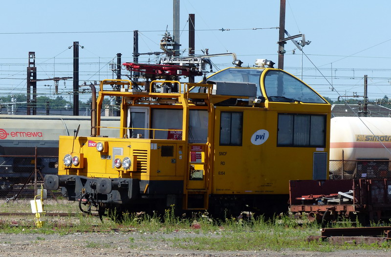 PVI - 6.154 SNCF-RO (2014-05-18 Crem DV13 St Pierre des Corps) (1).jpg
