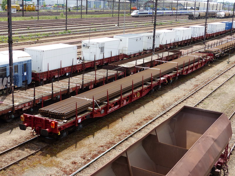 33 87 390 3 582-6 RS RIV F-SNCF(2014-05-12 St Pierre des Corps) (3).jpg