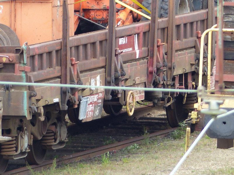 80 87 978 2 476-6 Uas S39 6 F SNCF-PSL (2014-05-06 St Pierre des Corps) (2).jpg