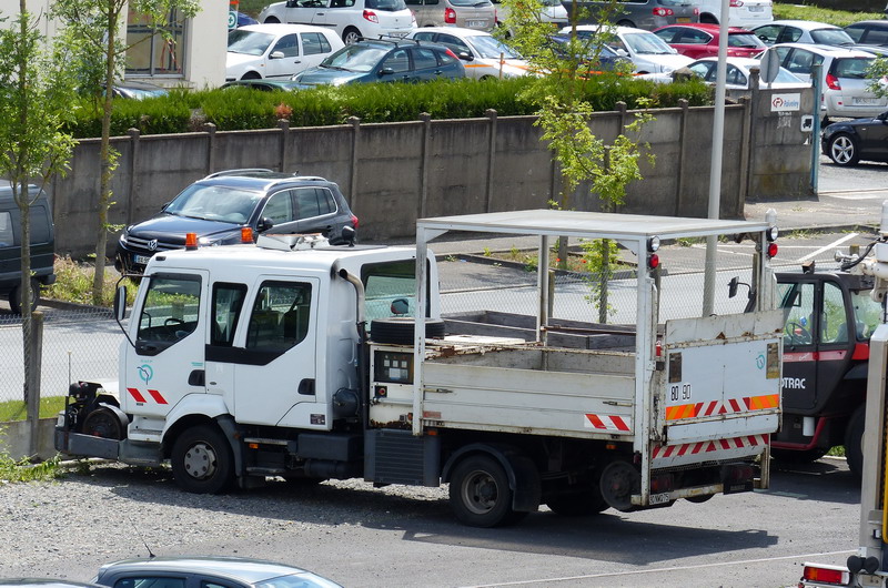 Camion rail-route RATP 390 NWQ 75 (2014-05-27 Socofer) (1).jpg