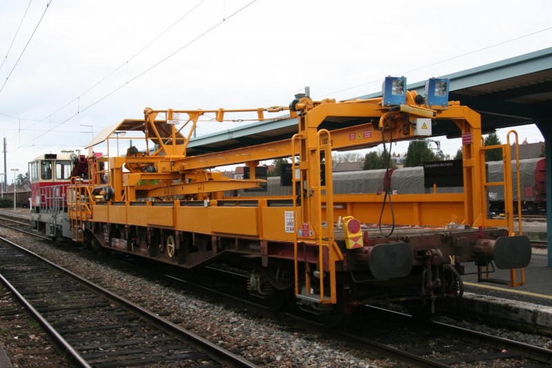Uas W74 80 87 979 8 104-6 Moulins 01-2007 06 reduit.JPG