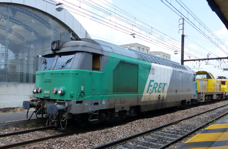 67410 (2014-06-18 gare de St Pierre des Corps) + 60175 + 22288 (2).jpg