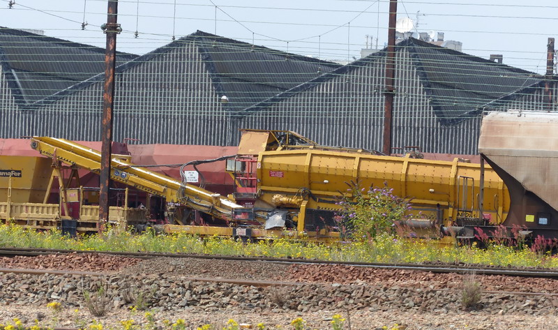 99 87 9 383 877-7 Meccoli (2014-06-18 SPC) + VAD 85 PSE N°281 (2).jpg