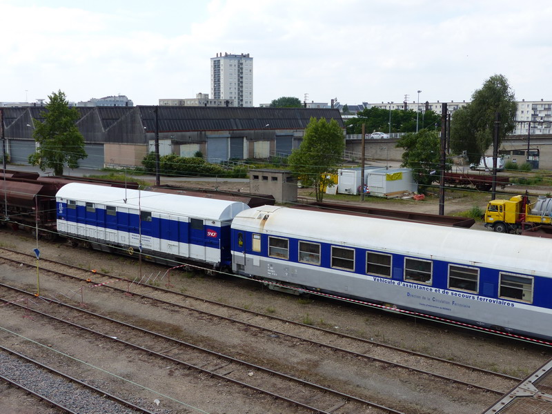 80 87 979 1 533-3 Uass H52 0 SNCF-RN (2014-06-20 St Pierre des Corps) (1).jpg
