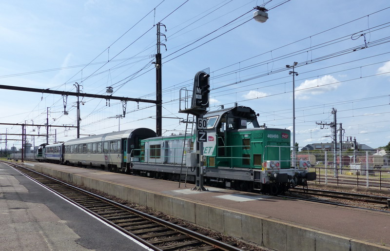 Train Mauzin 213 (2014-08-05 SPC gare) (4).jpg