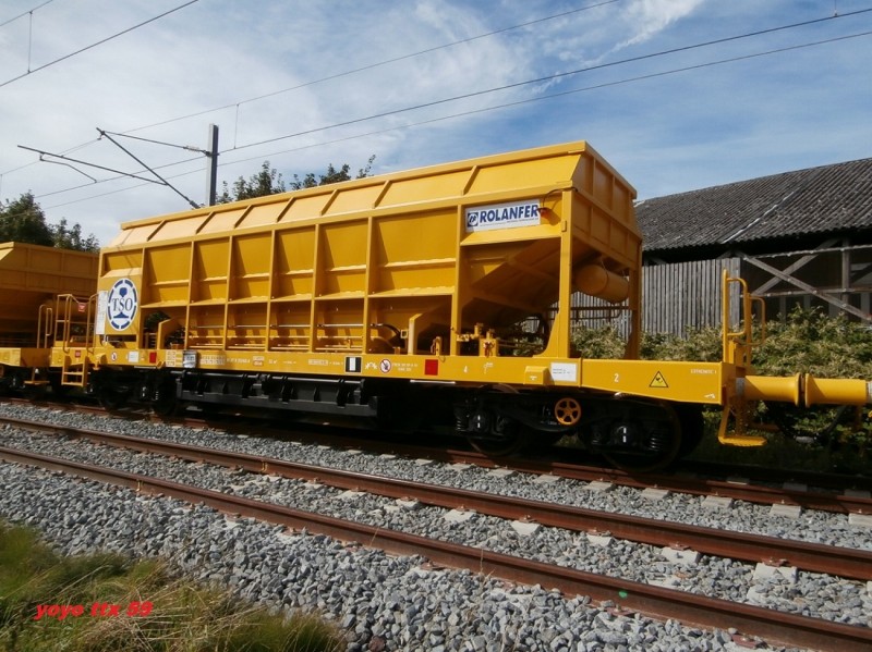 WTR 99 87 9 352 601-8=8.JPG
