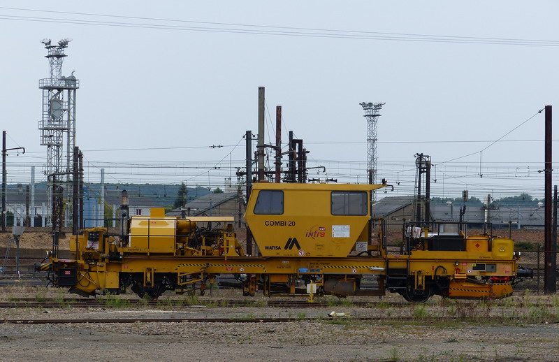 99 87 9 128 057-6 Combi 20 SNCF-INFRA-TR (2014-09-05 SPDC) (1).jpg