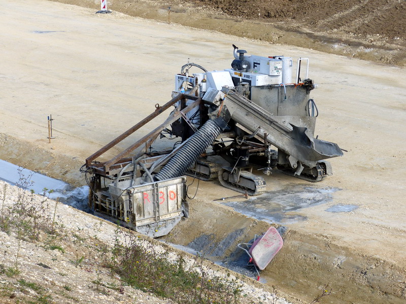 LGV A Km 00 (2014-10-05 St Avertin) Paris (8).jpg