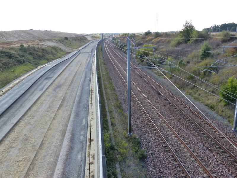 LGV A Km 00 (2014-10-05 St Avertin) Bx (2).jpg