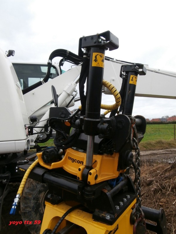 Engcon SK15960 N°21022=14.JPG