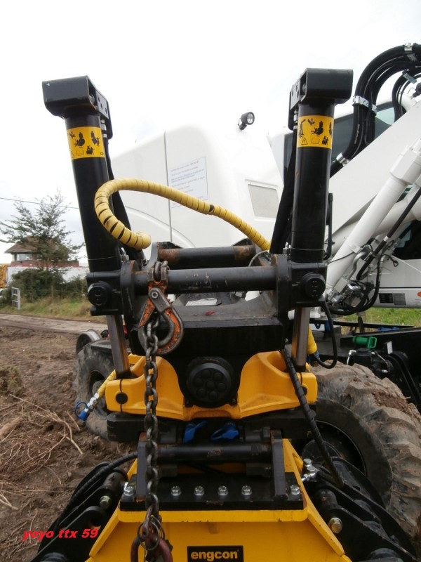 Engcon SK15960 N°21022=15.JPG