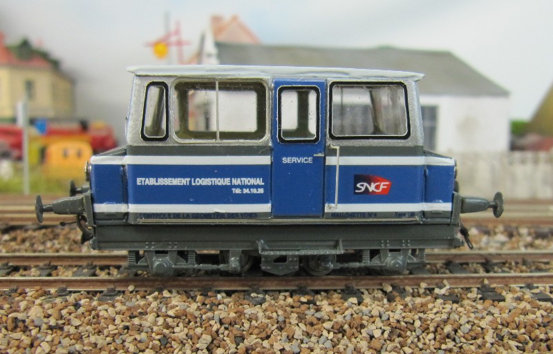 k014def%20(3).jpg