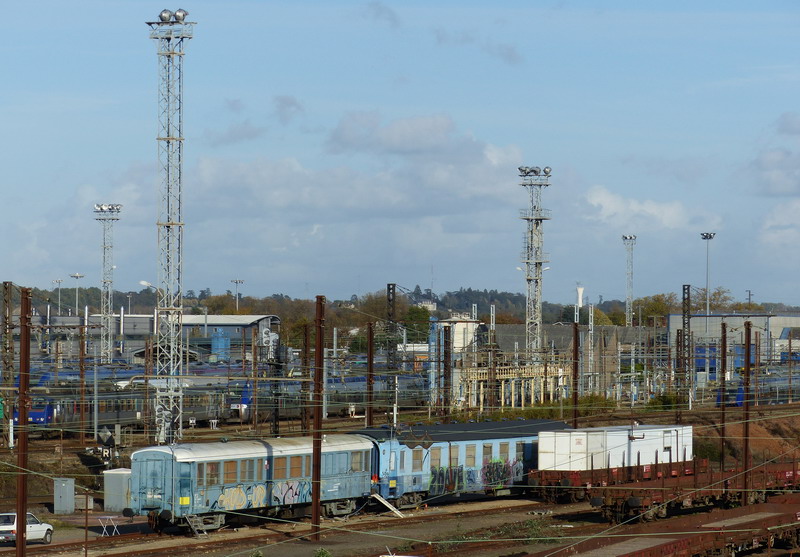80 87 979 0 648-0 Uas H55 0 SNCF-PRG (2014-11-12 SPDC) (1).jpg