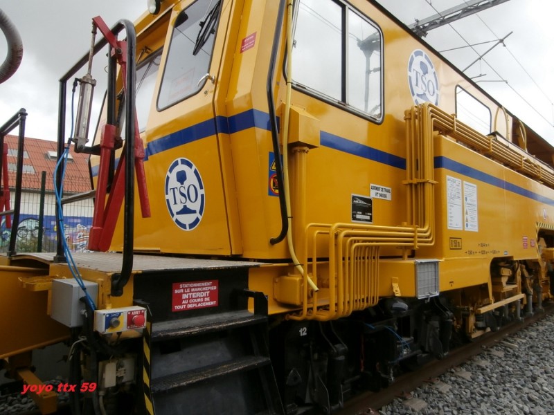AC 09 F (i) n°2349=30.JPG