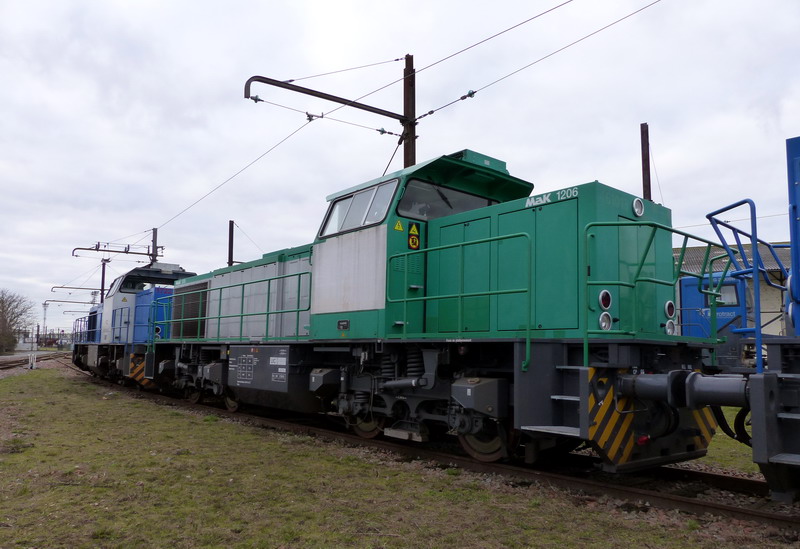G 1206 BB 100 1377 (2014-12-20 SPDC) Livrée verte 1377 ex 61013 (7).jpg
