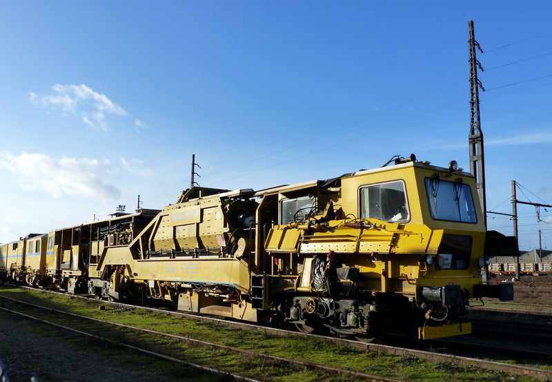 (9) 99 87 9 125 518-0 RGT 35 2B.jpg