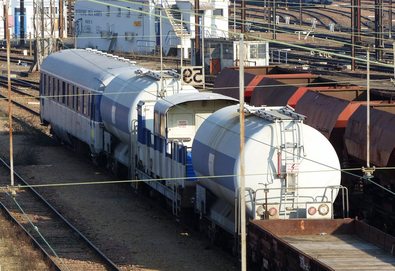 80 87 979 9 804-0 Uas W64 6 SNCF-RO (2015-02-11 SPDC) (2).jpg