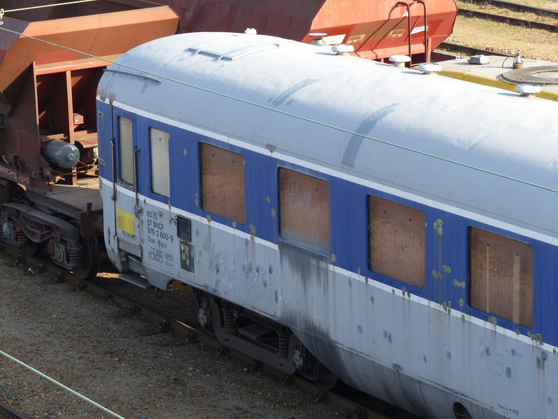 80 87 979 2 600-9 Uas H80 0 SNCF-RS (2015-02-12 SPDC) (4).jpg