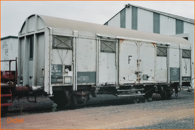 9592903-8.jpg