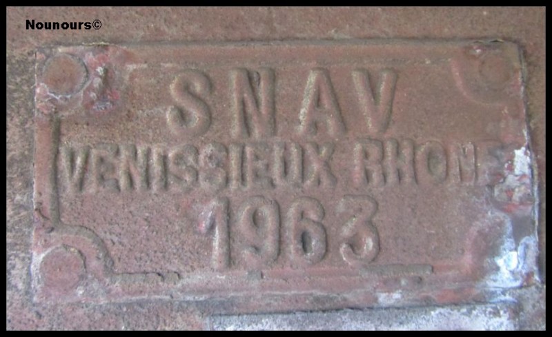 40879590551_7_Us_G54_2_BD_plaque.jpg