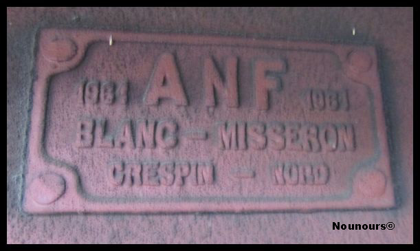 40879591937_7_Us_G54_1_TL_Plaque.jpg