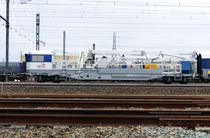 80 87 979 9 301-7 Uas W42 2 F SNCF-RO (2015-03-01 SPDC) (3).jpg