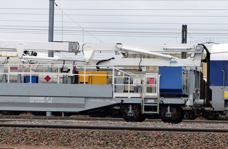 80 87 979 9 301-7 Uas W42 2 F SNCF-RO (2015-03-01 SPDC) (2).jpg
