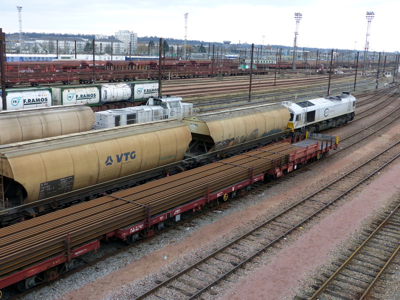 80 87 977 2 492-5 Uaks S03 6 F SNCF (2015-01-21 SPDC) (3).jpg